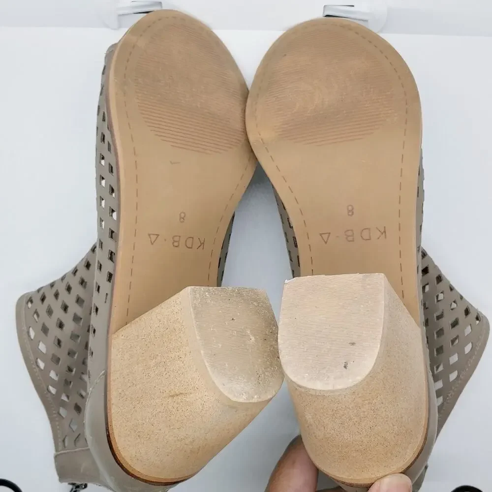 Kelsi Dagger Leather Taupe Gray Kyoto Shooties Sz 8